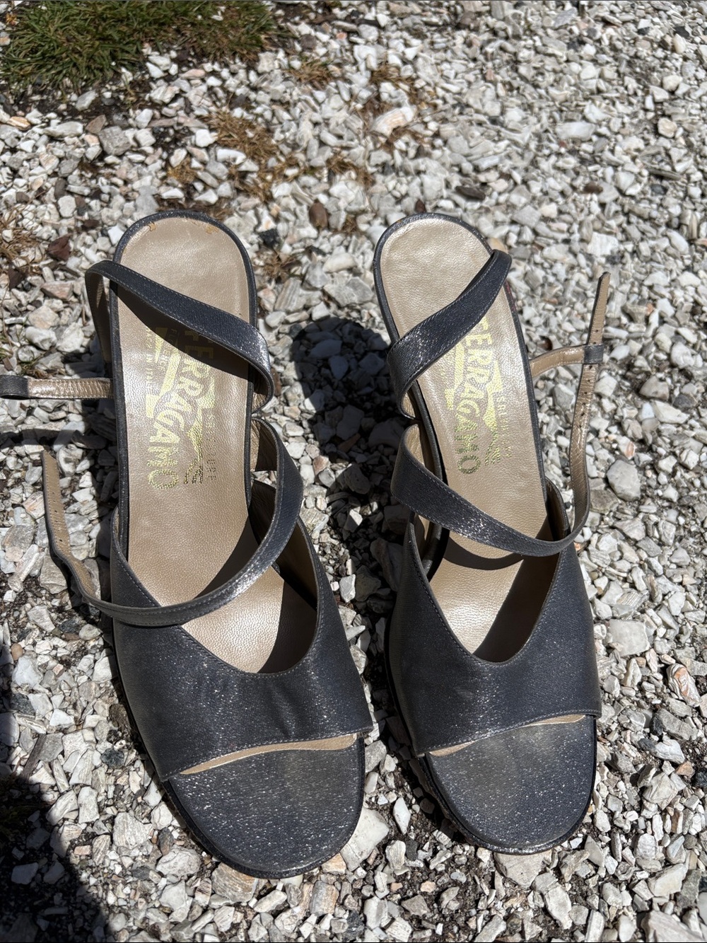 Salvatore Ferragamo heels - Picture 6 of 11